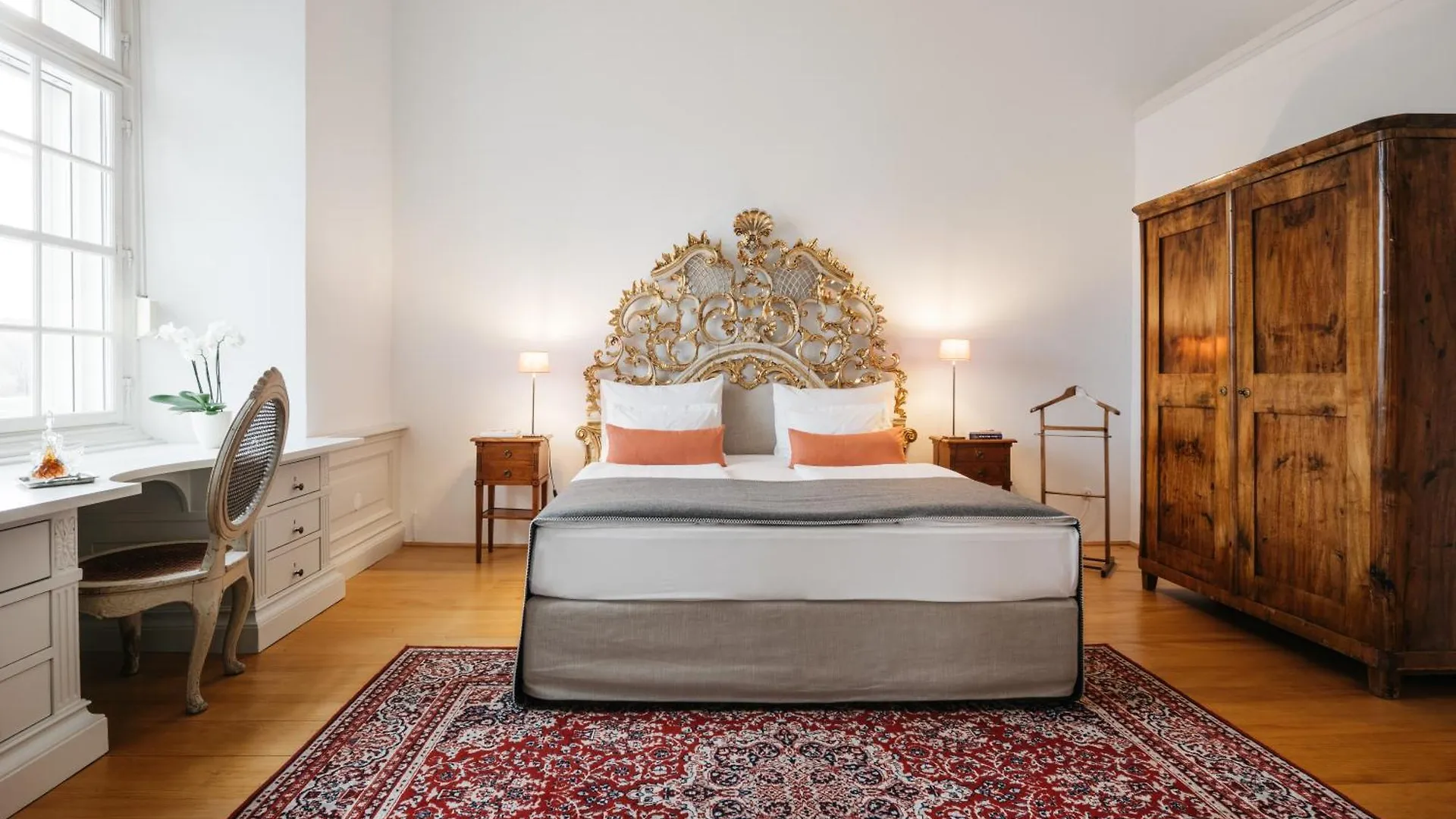 ***  Hotel Schloss Leopoldskron Salzburgo Austria