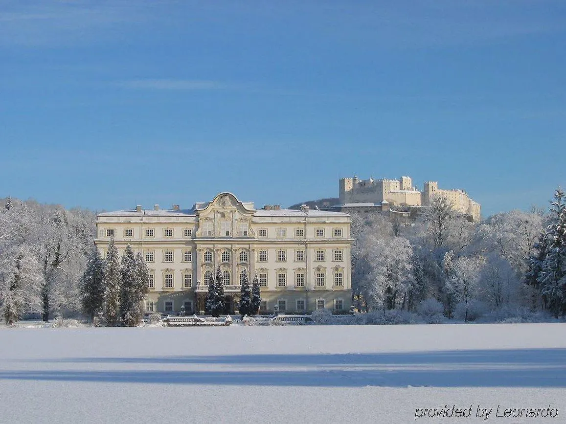 Hotel Schloss Leopoldskron Salzburgo 3*,